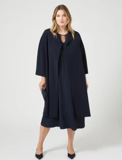 Abito in crêpe con ricamo