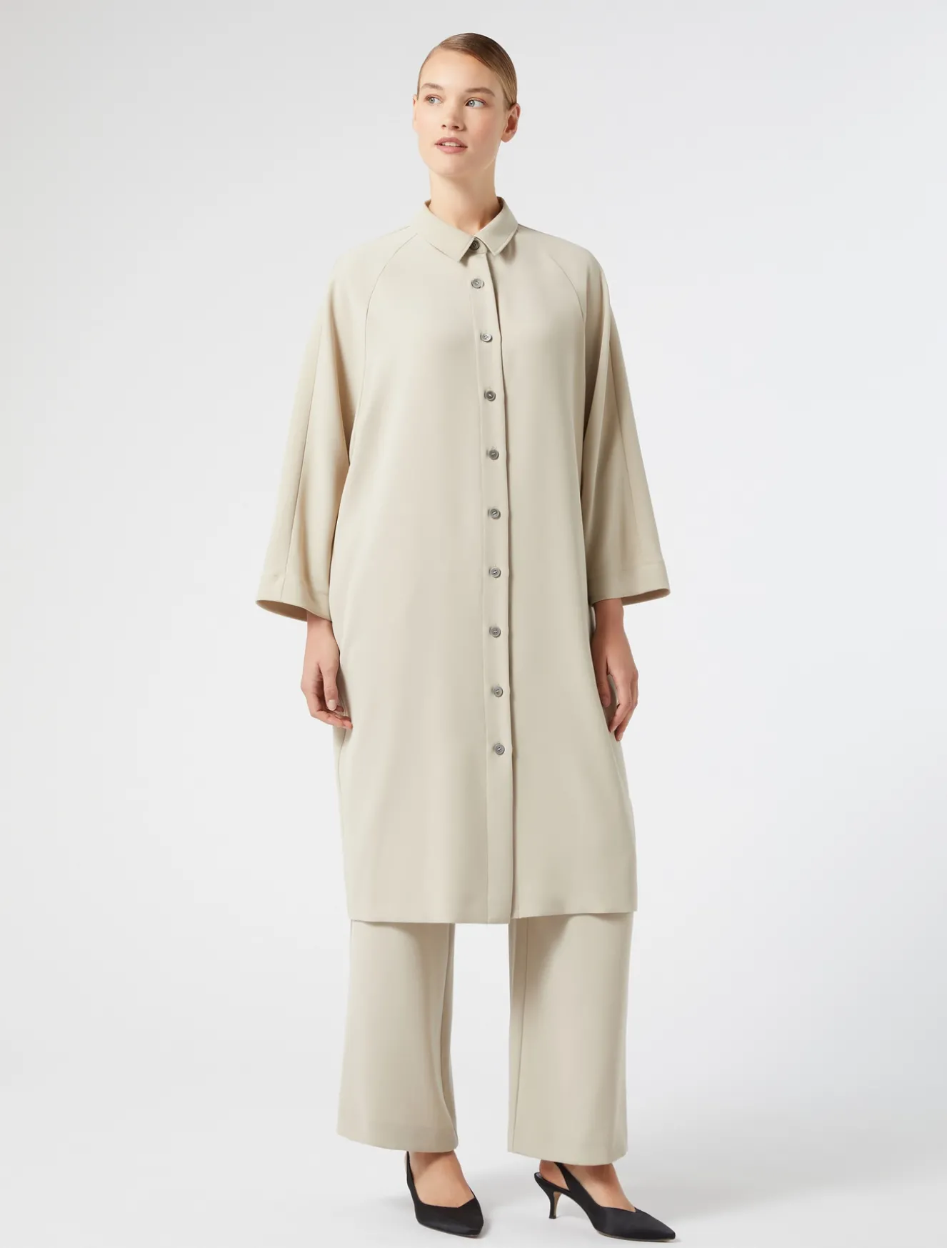 Abito in crêpe envers satin