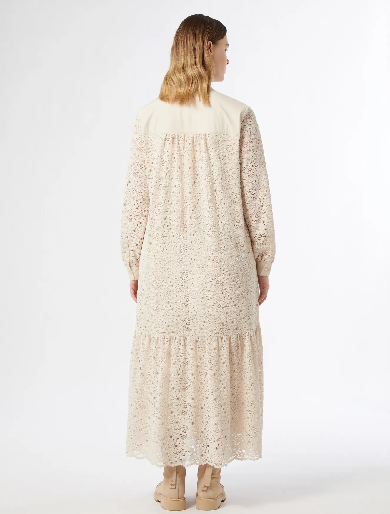 Abito in pizzo di ciniglia