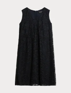 Abito in pizzo laminato