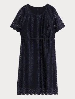 Abito in tulle ricamato