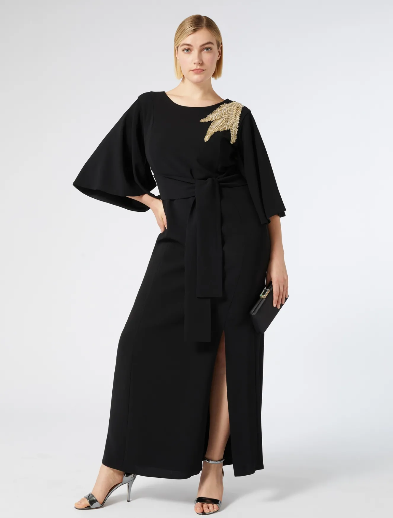 Abito lungo in cady con ricami