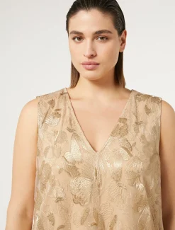 Abito lungo in tulle ricamato