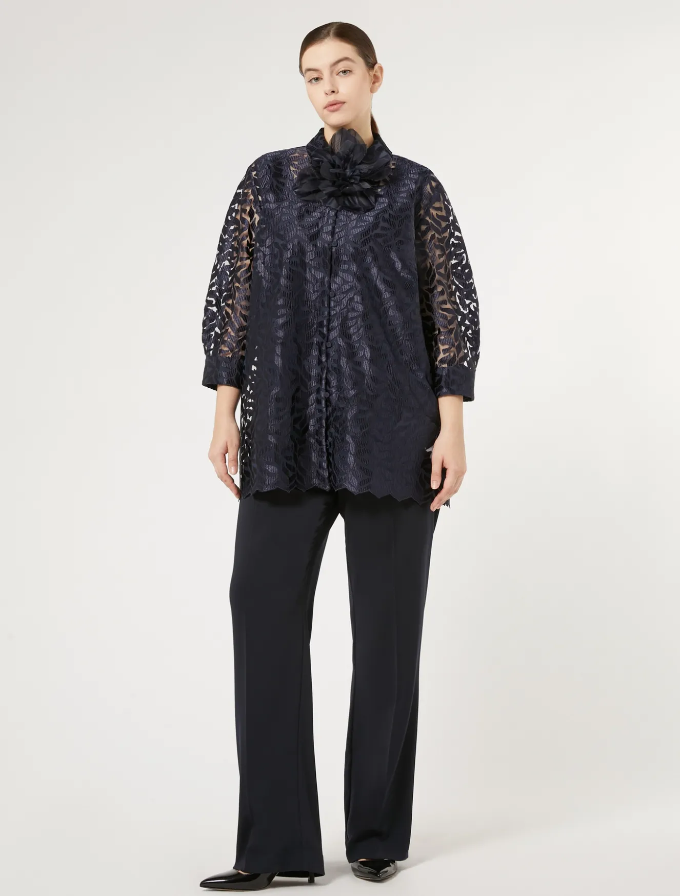 Casacca in tulle ricamato