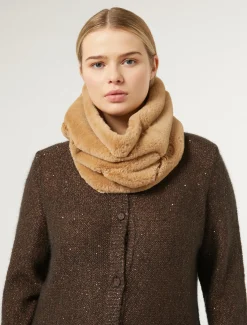 Collo in tessuto effetto pelliccia