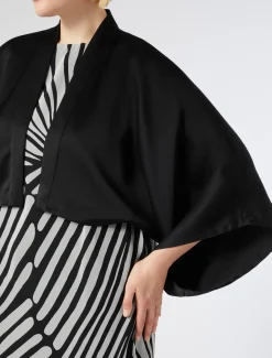 Coprispalle in satin