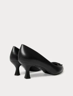 Décolleté a punta sfilata