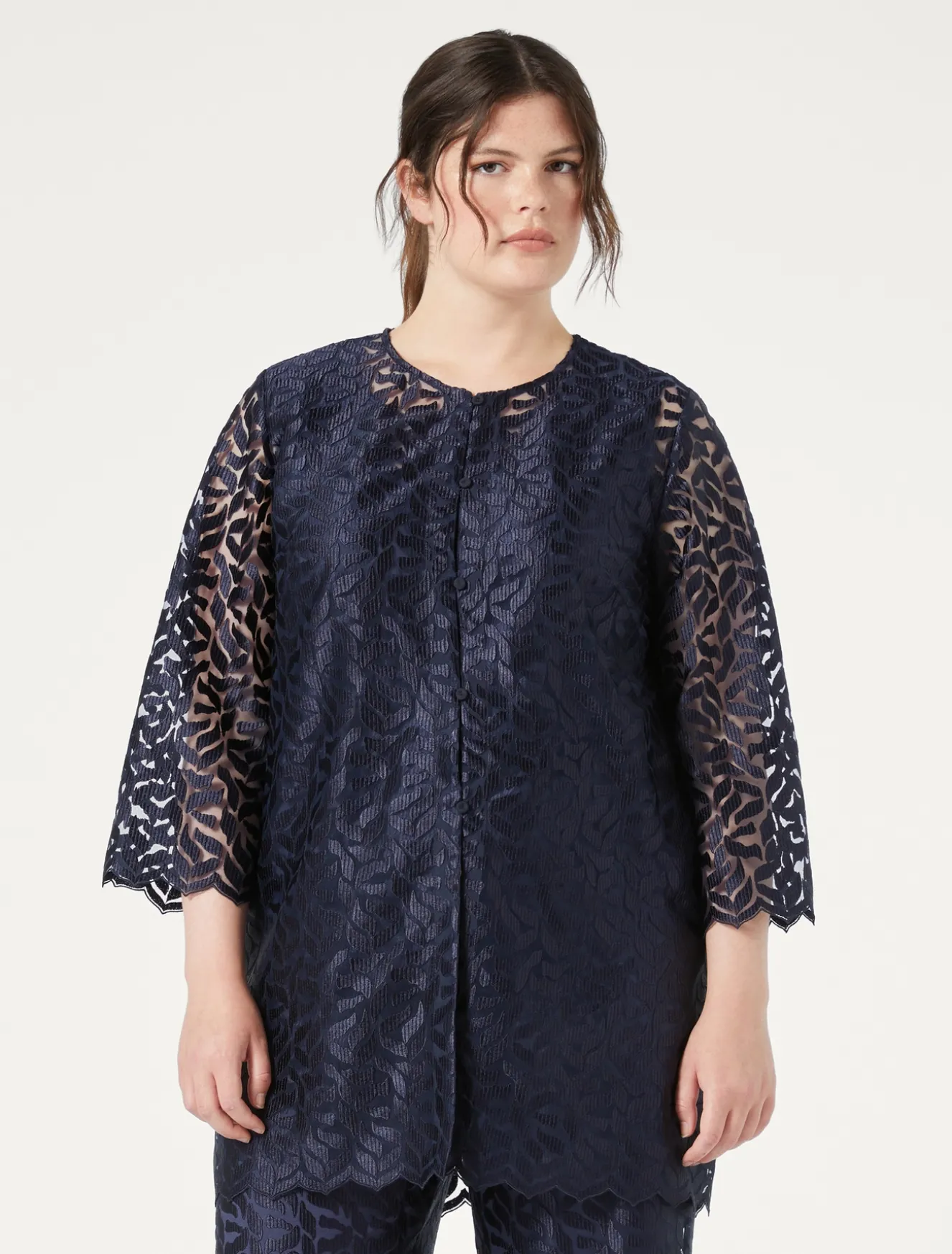 Giacca in tulle ricamato