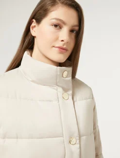 Imbottito in raso antigoccia