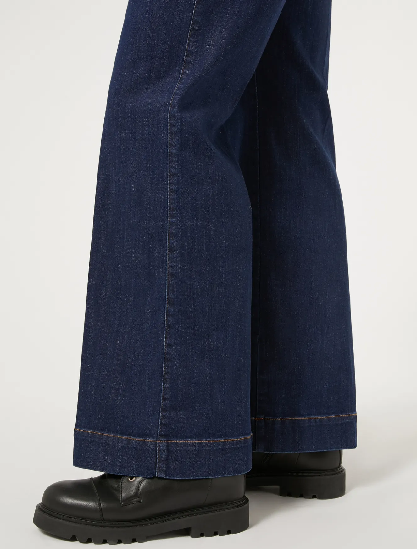 Jeans in denim twill