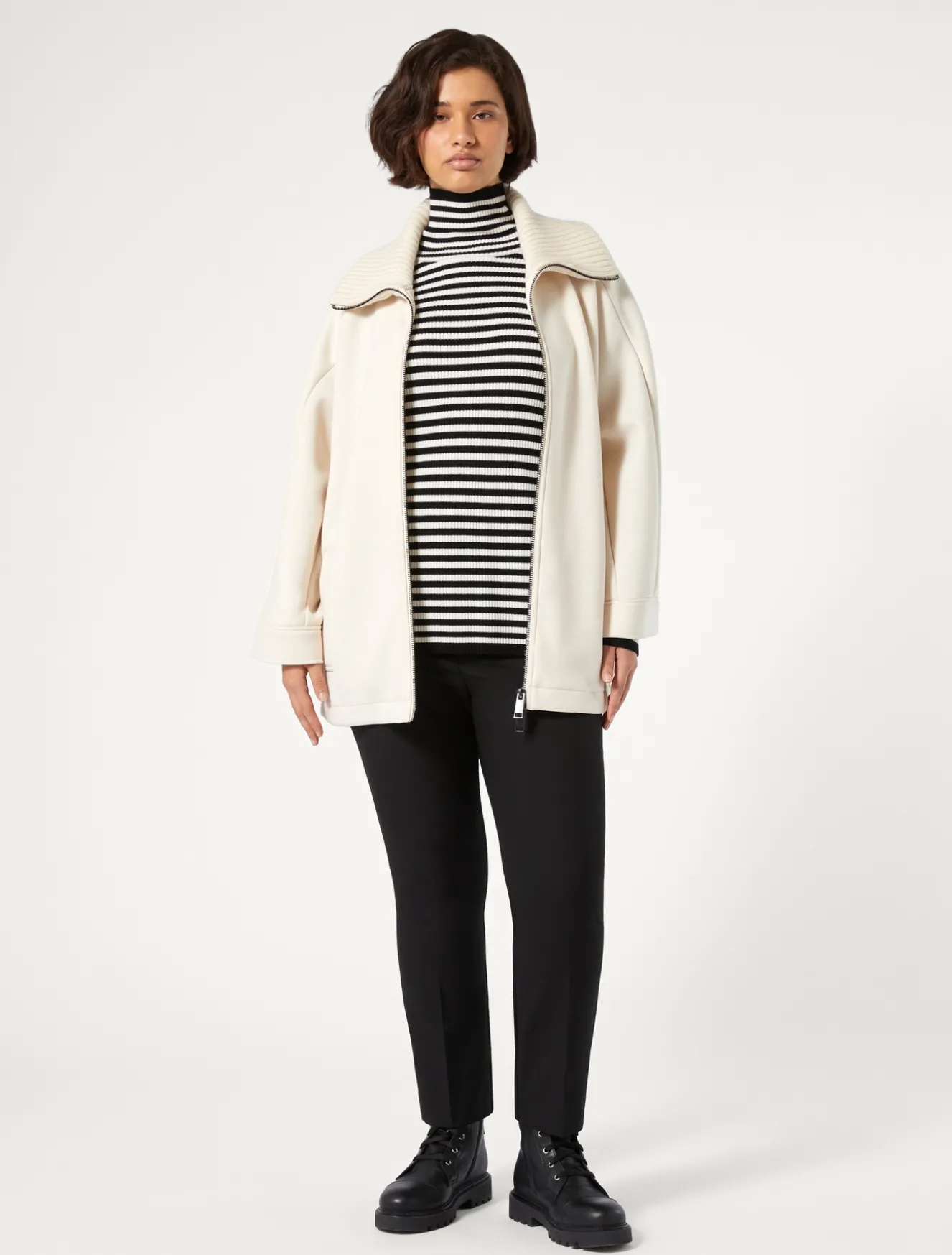 Pantaloni in saglia di misto viscosa