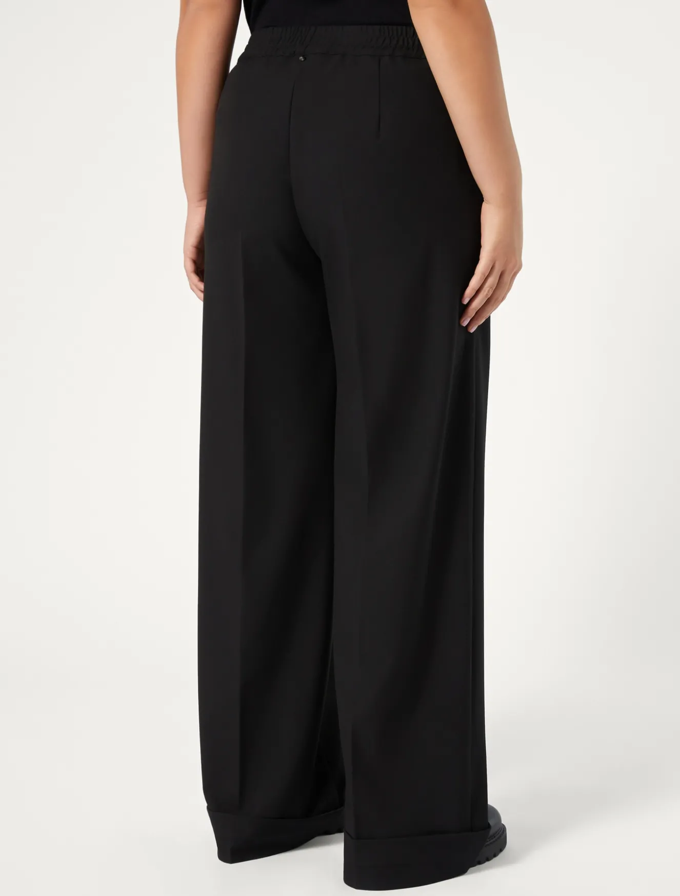 Pantaloni in saglia di misto viscosa