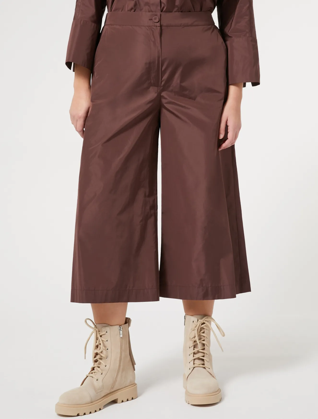 Pantaloni in taffetà