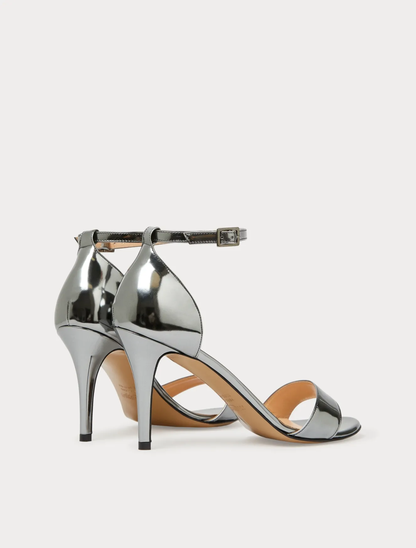 Sandali effetto specchio