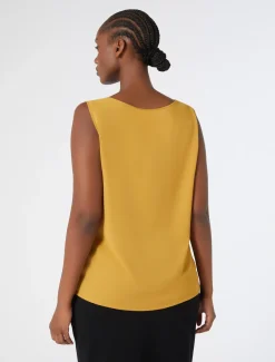 Top in tessuto fluido