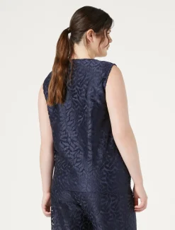 Top in tulle ricamato