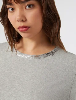 T-shirt in jersey con ricamo